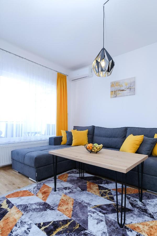 Sara Apartments Visoko Esterno foto